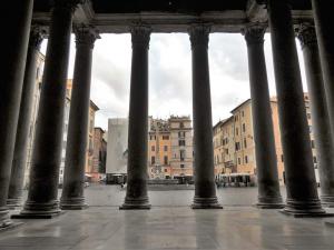 Die Säulen vom Pantheon