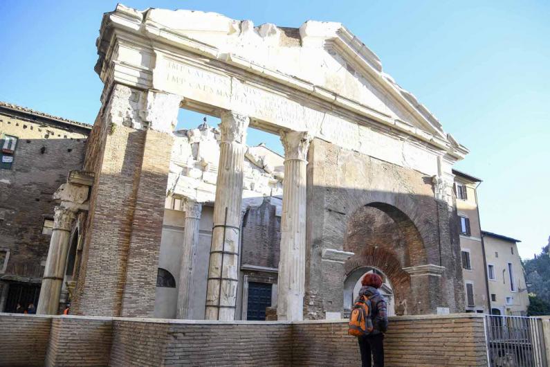Portikus der Oktavia in Rom